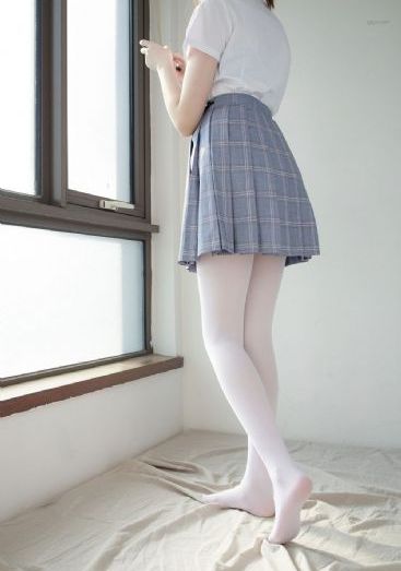 韩国三级伦理电影在线观看_西瓜视频在线观看