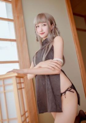 纳粹女裸体无删减版_剧情片电影在线看